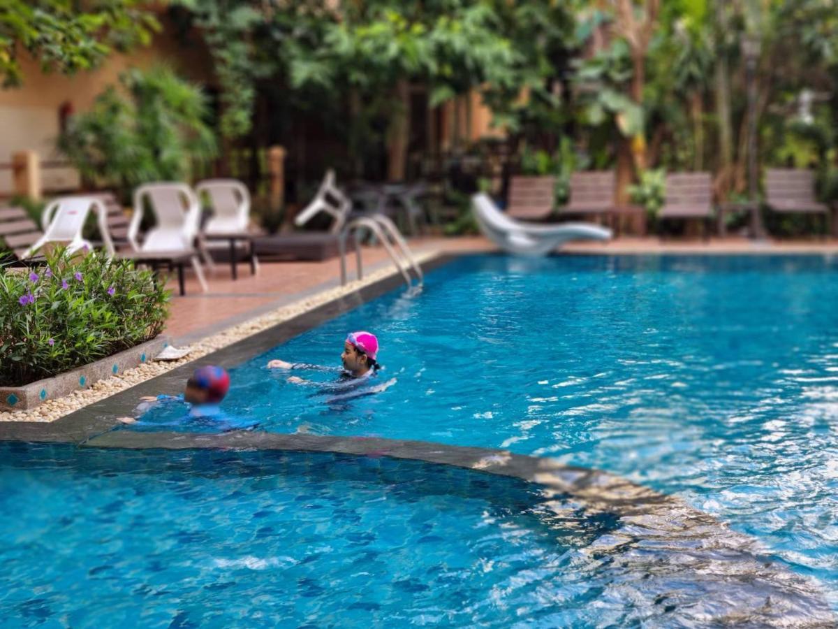 Opey De Place Pattaya