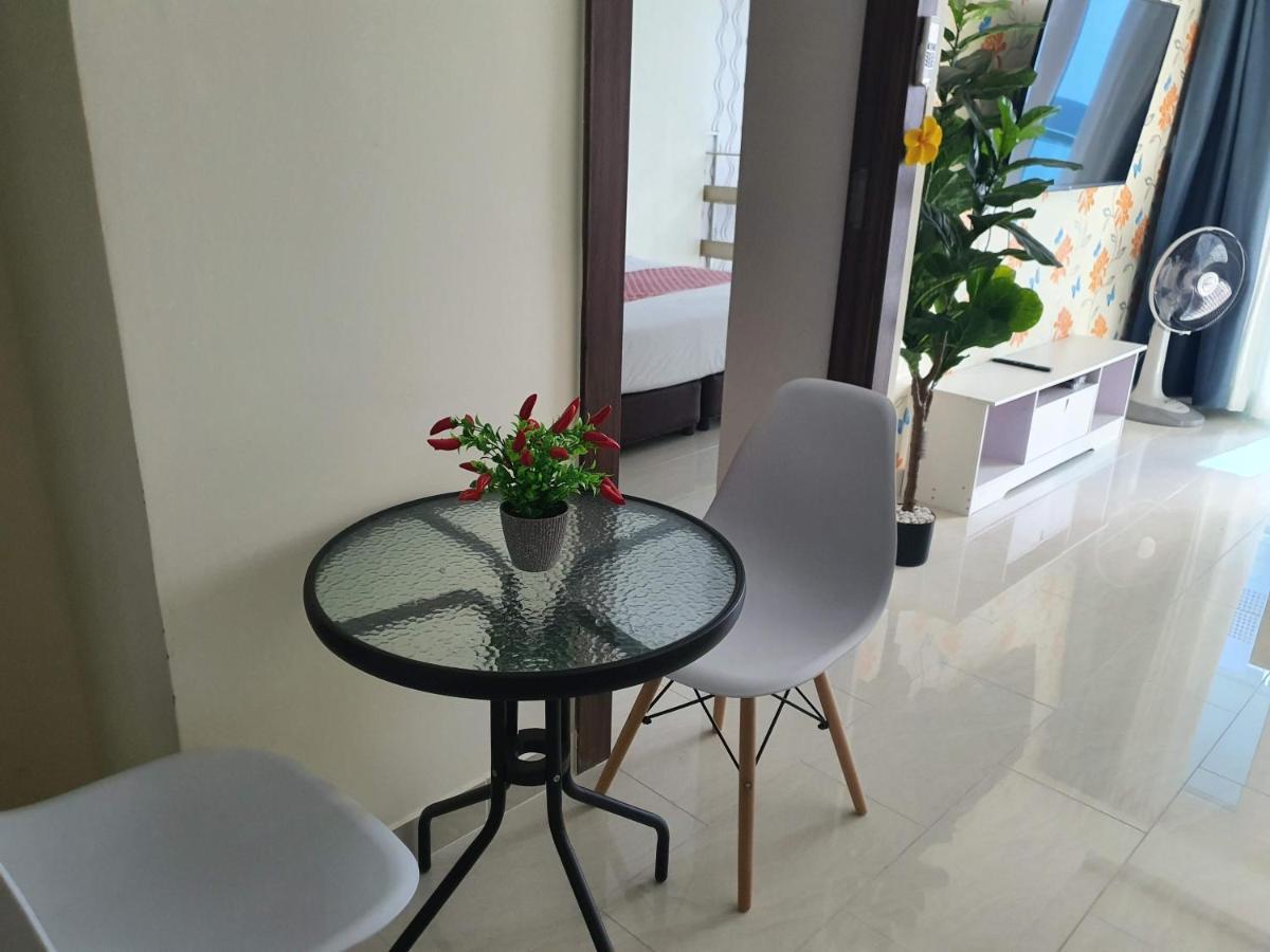 Apartment Grand Avenue Jang Pap *
