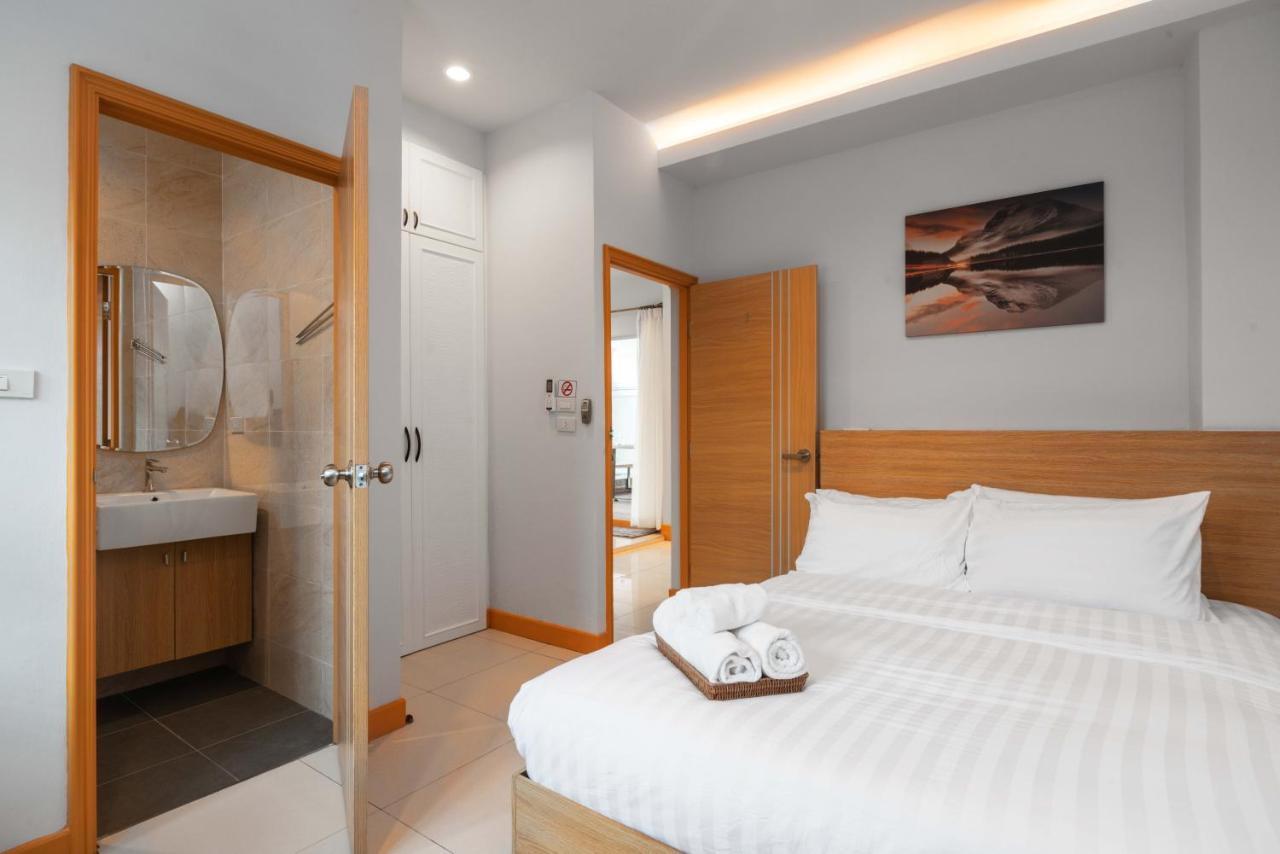 Sabai Pool 12-15 Persons 6br, Sauna, Pool Table, Karaoke, Bbq * Pattaya