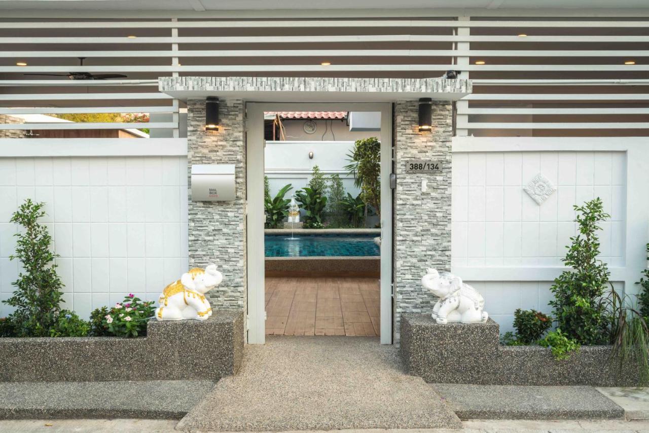 Sabai Pool 12-15 Persons 6br, Sauna, Pool Table, Karaoke, Bbq * Pattaya