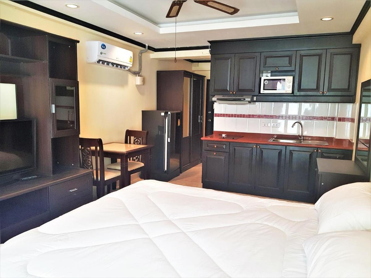 Jomtien Sea View 12th Floor Holiday home *