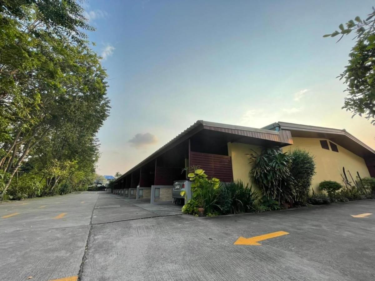 Tempat peranginan Baankaew 2*
