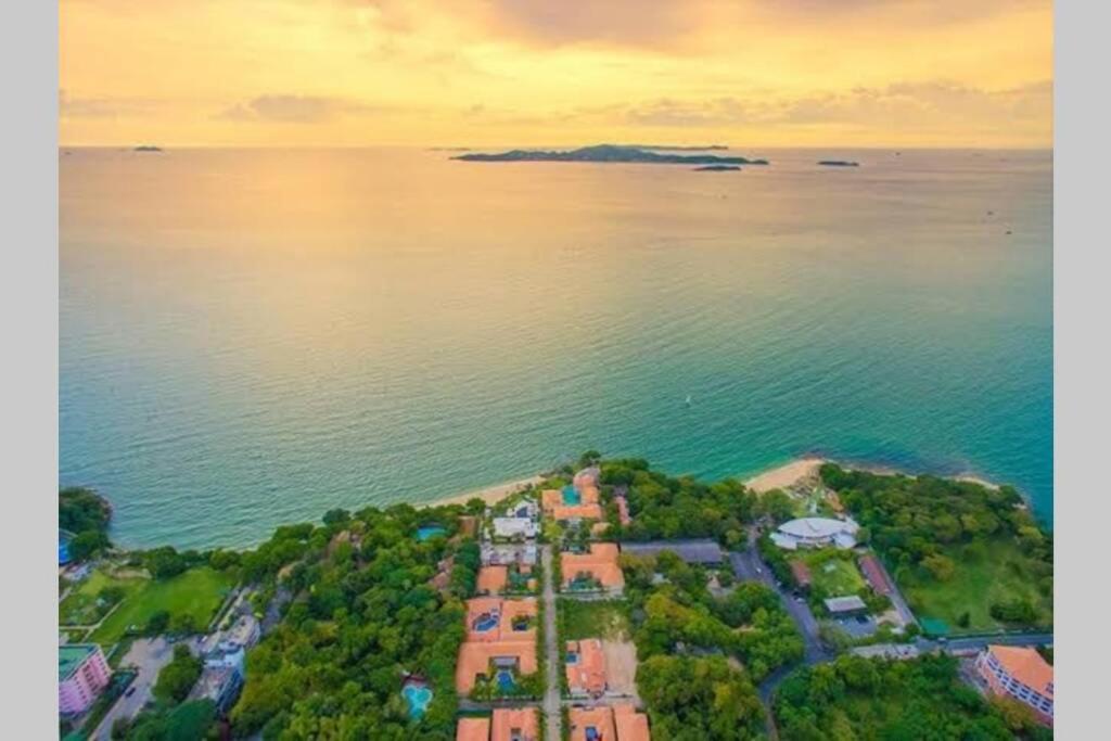 Anb Poolvilla 3br Walk Private In Pratamnak Pattaya
