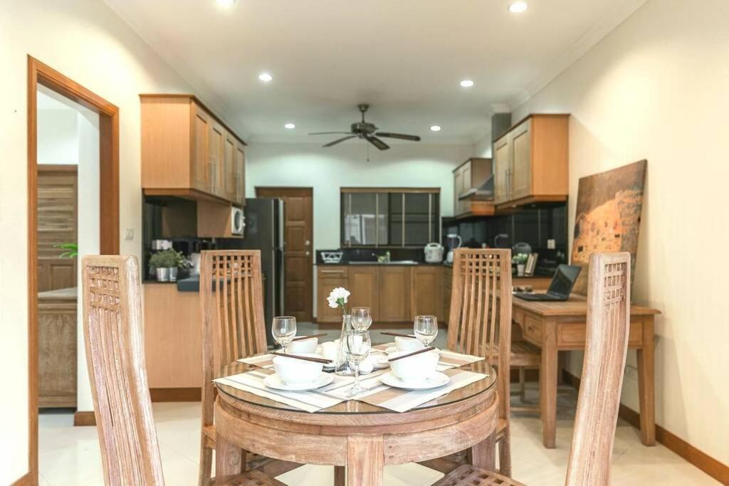 Anb Poolvilla 3br Walk Private In Pratamnak *