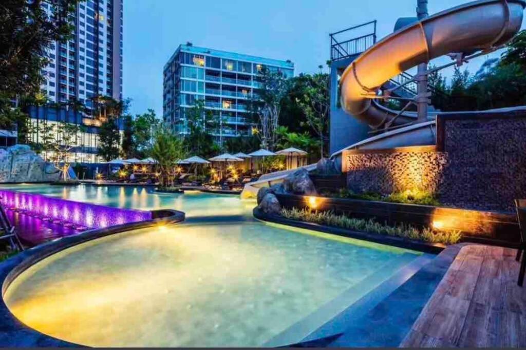 Unixx South 34m Seascape * Pattaya