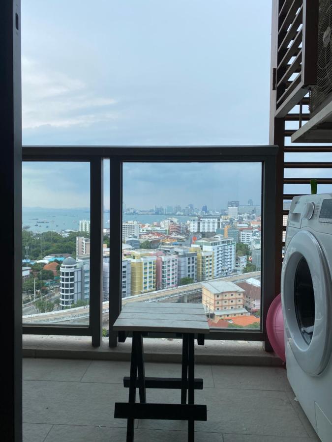Unixx South 34m Seascape Apartment Pattaya