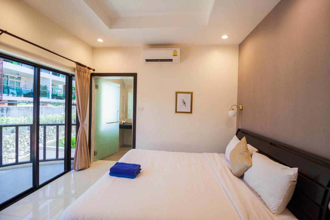 Luxury Pool 4 Bedroom 900m 1.5 Km Downtown * Pattaya