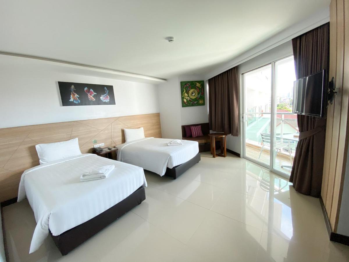 Vareena Palace 4*