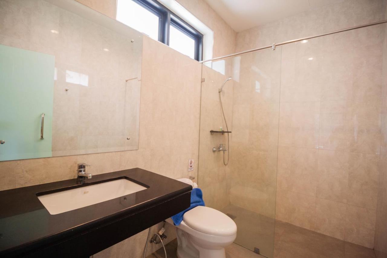 Villa Luxury Pool 4 Bedroom 900m 1.5 Km Downtown *