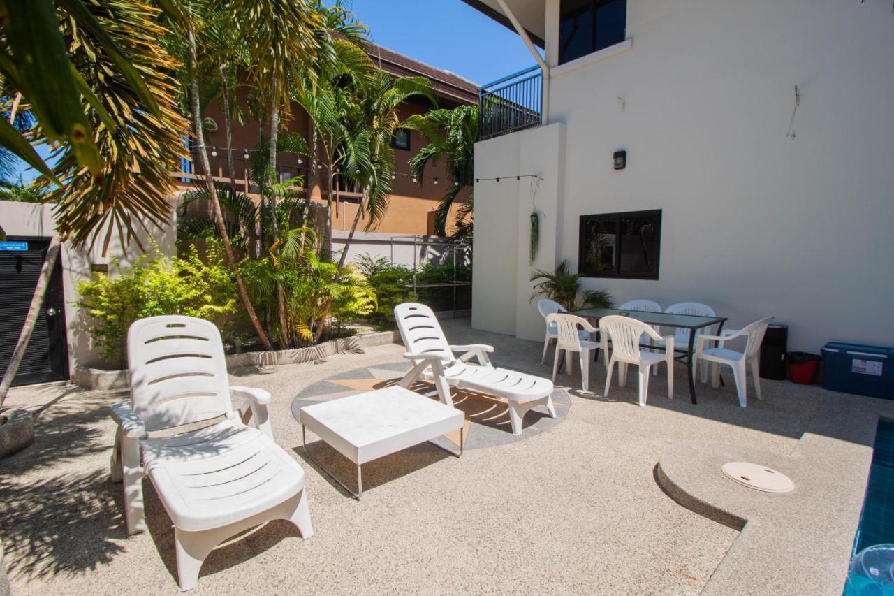 Luxury Pool 4 Bedroom 900m 1.5 Km Downtown Pattaya