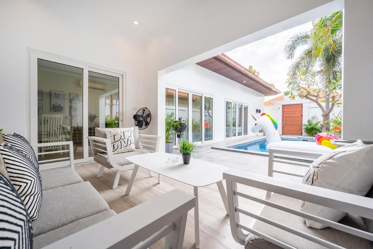 Majestic Pool 2 Bedrooms Private Pattaya
