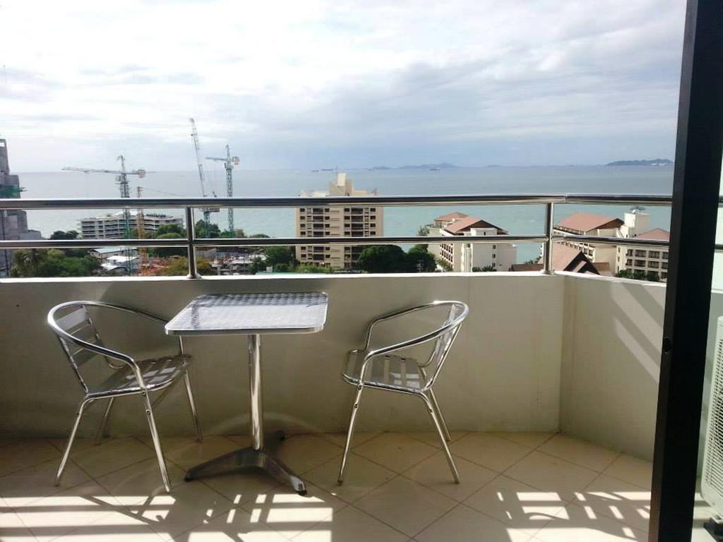 Hotel R-con Wongamat Pattaya