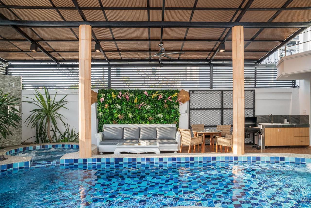 Gala Pavilion * Pattaya