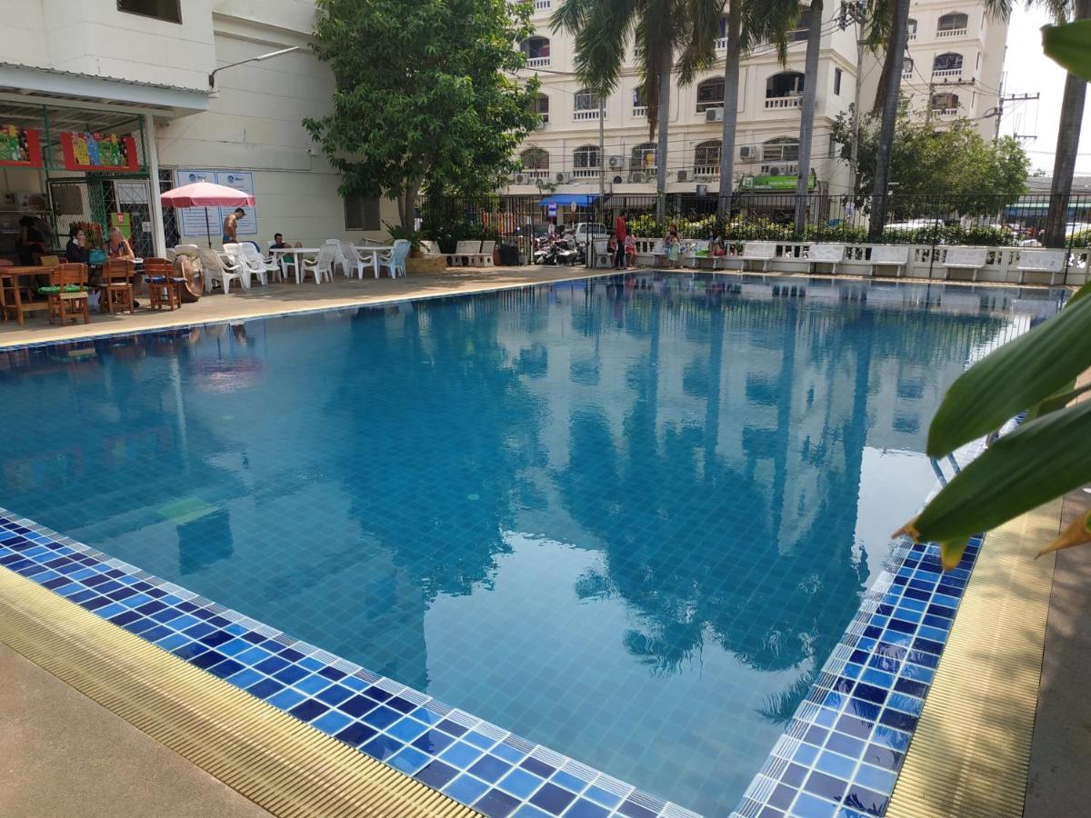 Apartment Geek Homesty With Minibar & Kingbed & Swimmingpool