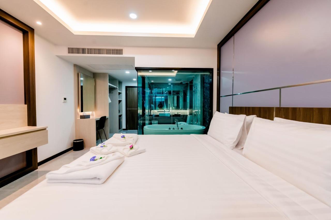 Hotel The Proud - Sha Certified Pattaya