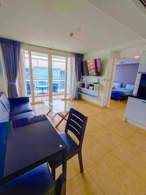 Centara Avenue * Pattaya