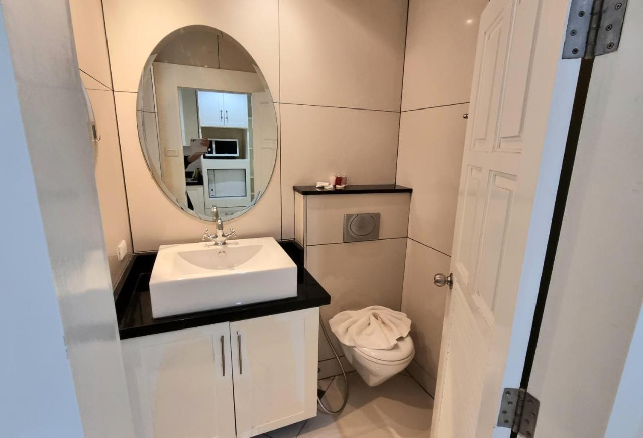 View Talay 6 By Cando Apartment