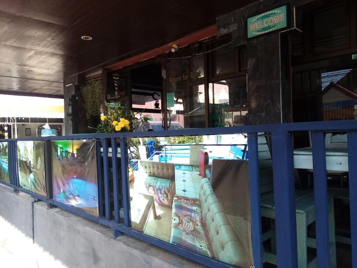 Ben & Lek Guest house 3*