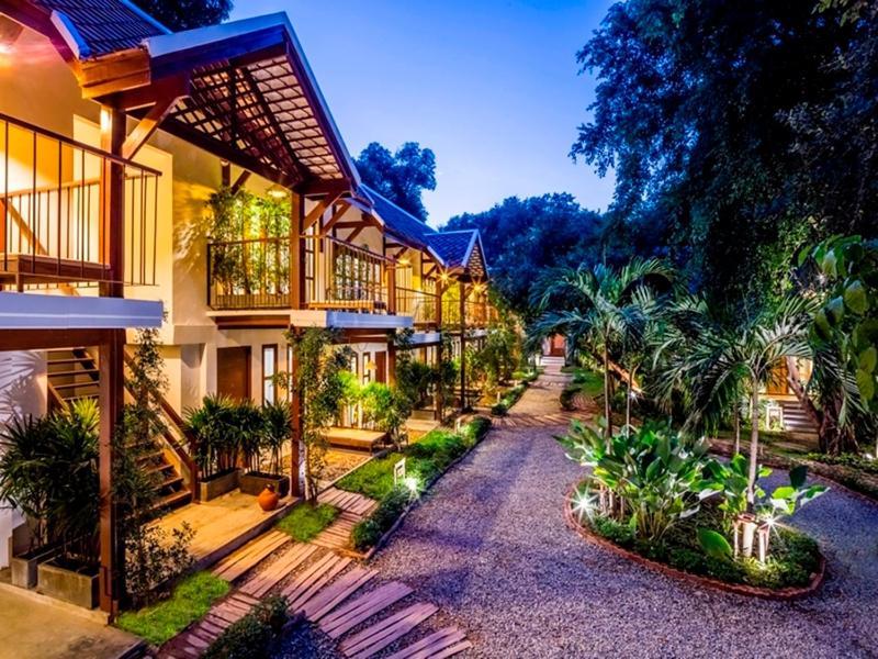 The Monttra Pattaya - Sha Extra Plus 5* Pattaya