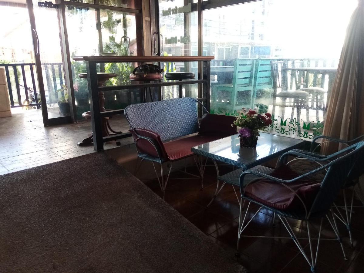 Ben & Lek Guest house 3*
