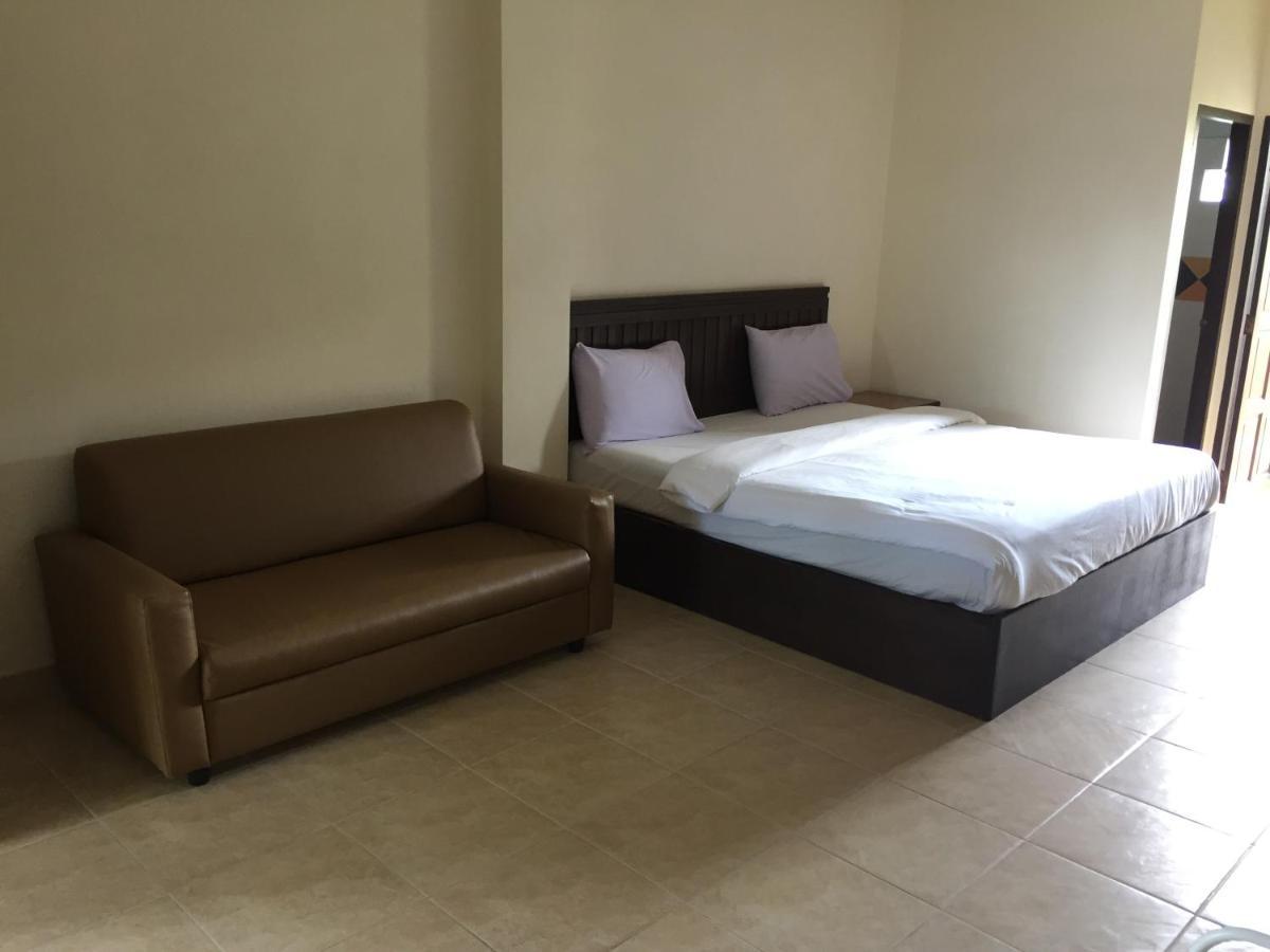 Aparthotel Phuriburi