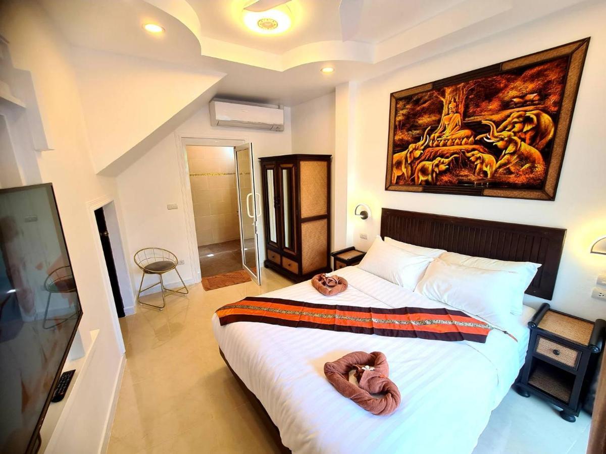Izzyland Luxury Pool Walking Street 5 Bedrooms