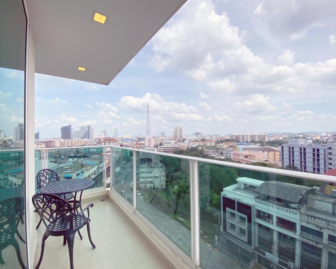 City Garden Tower Luxurious Condominium In The Center Of Apartamento