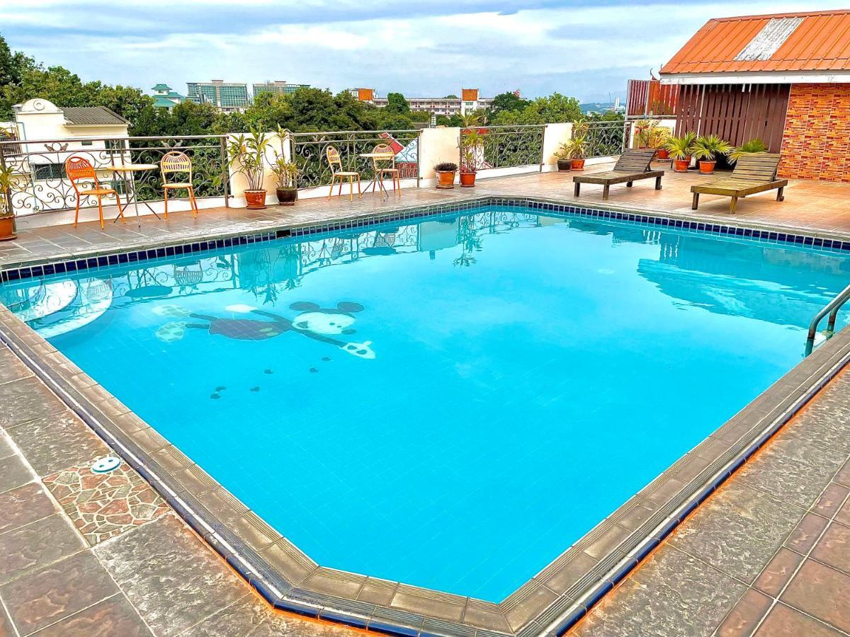 Green Beach Pattaya Hotel 2*