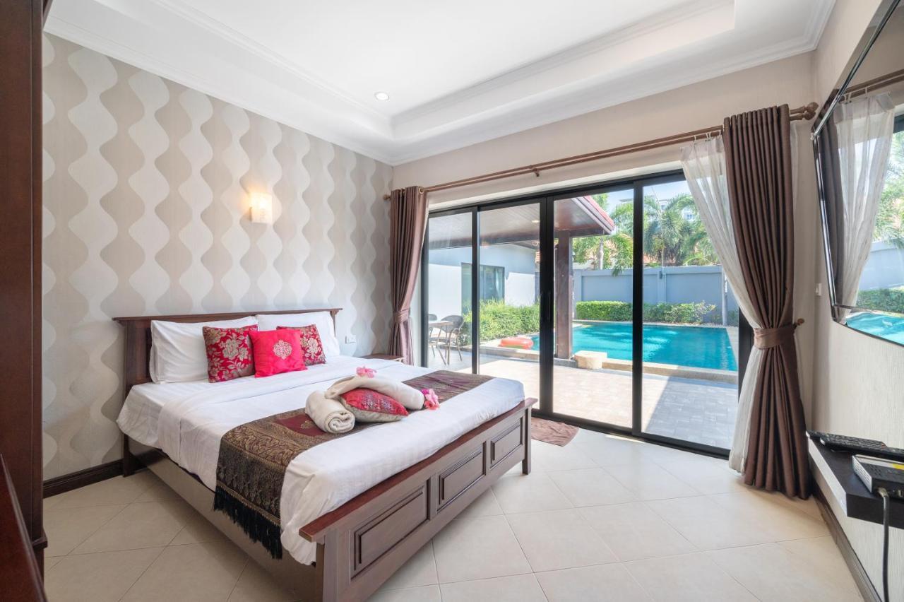Luxury 3 Bhk 200m From The Villa