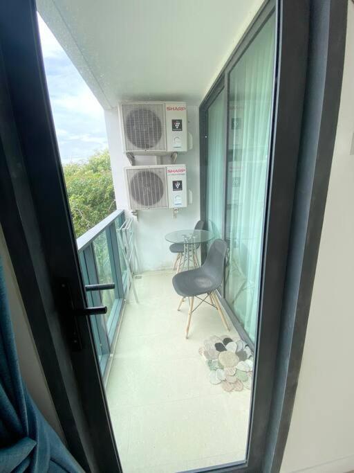 Aurora 300 Meters From The Sea Pattaya