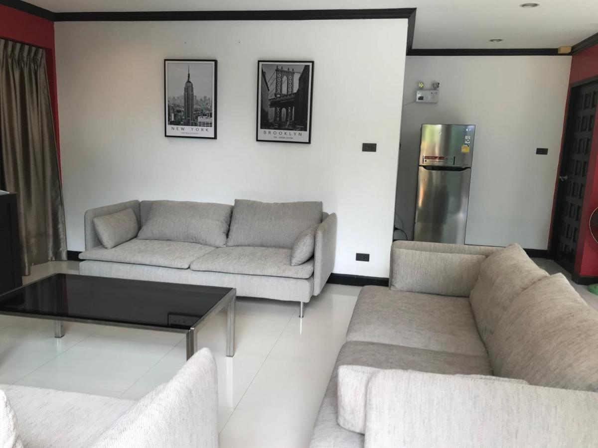 4poolvillas