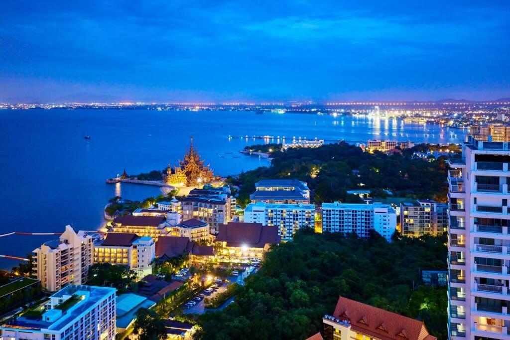 W Tower By Tech * Pattaya