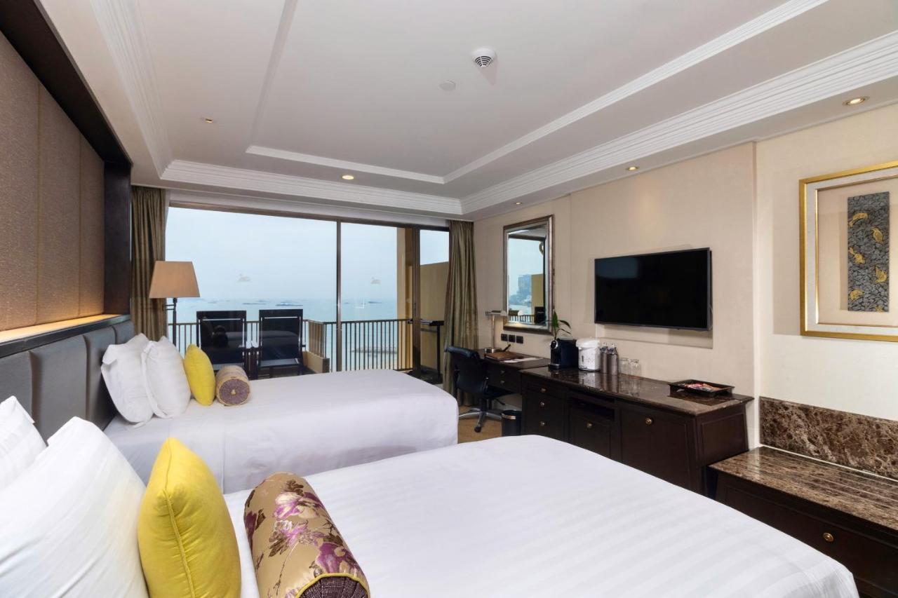 Dusit Thani