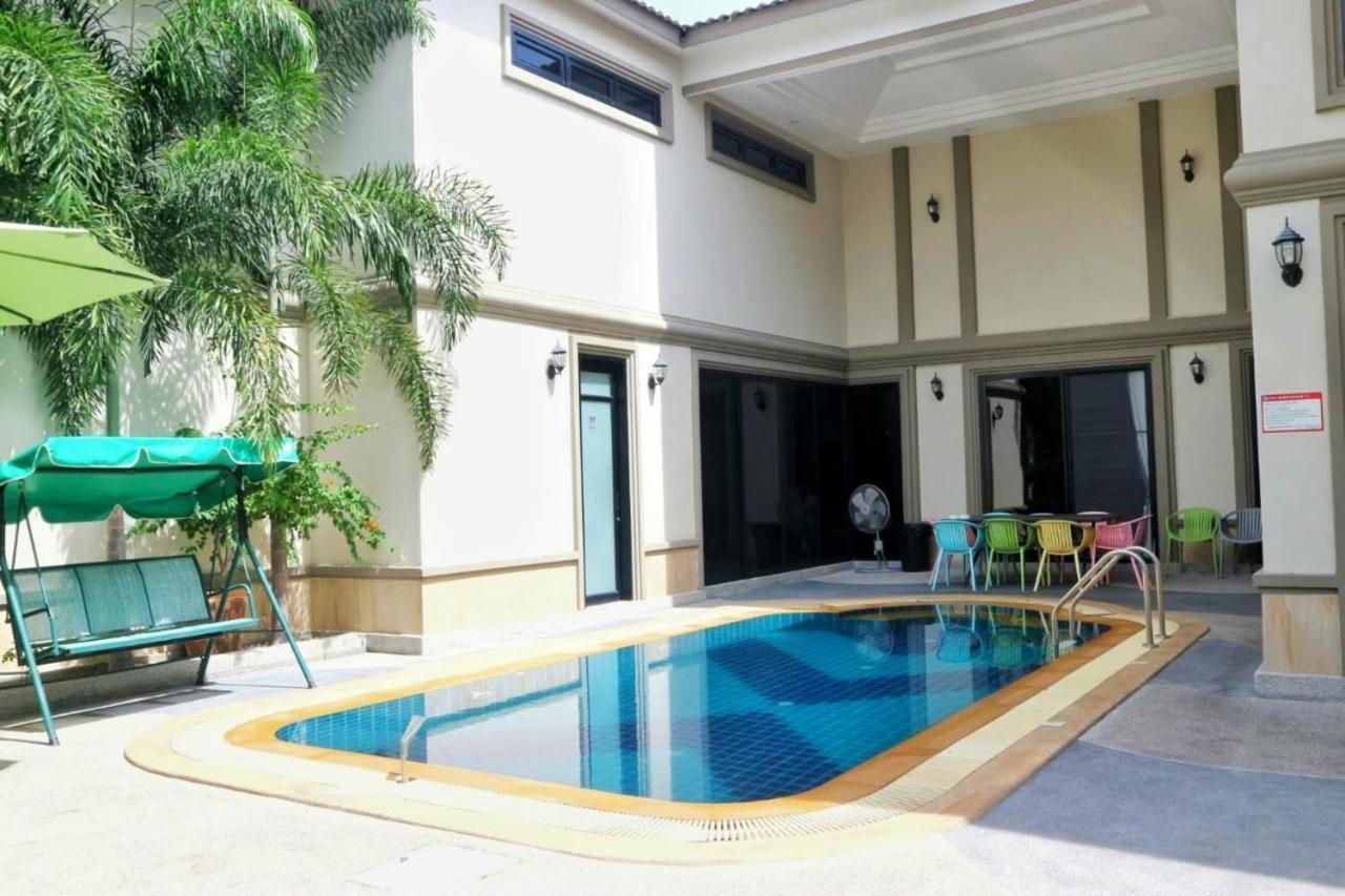 Pool B5 Pattaya