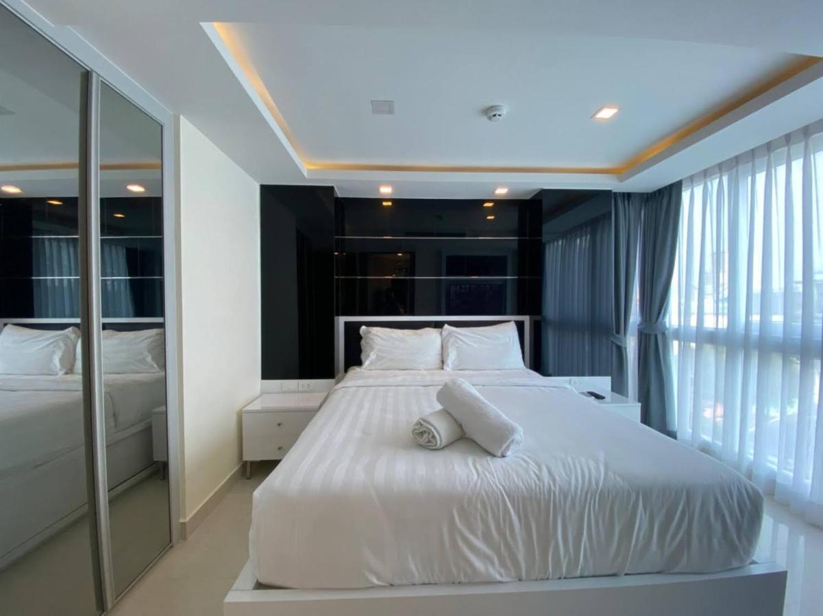 Grand Avenue X Monthstayz Thailand