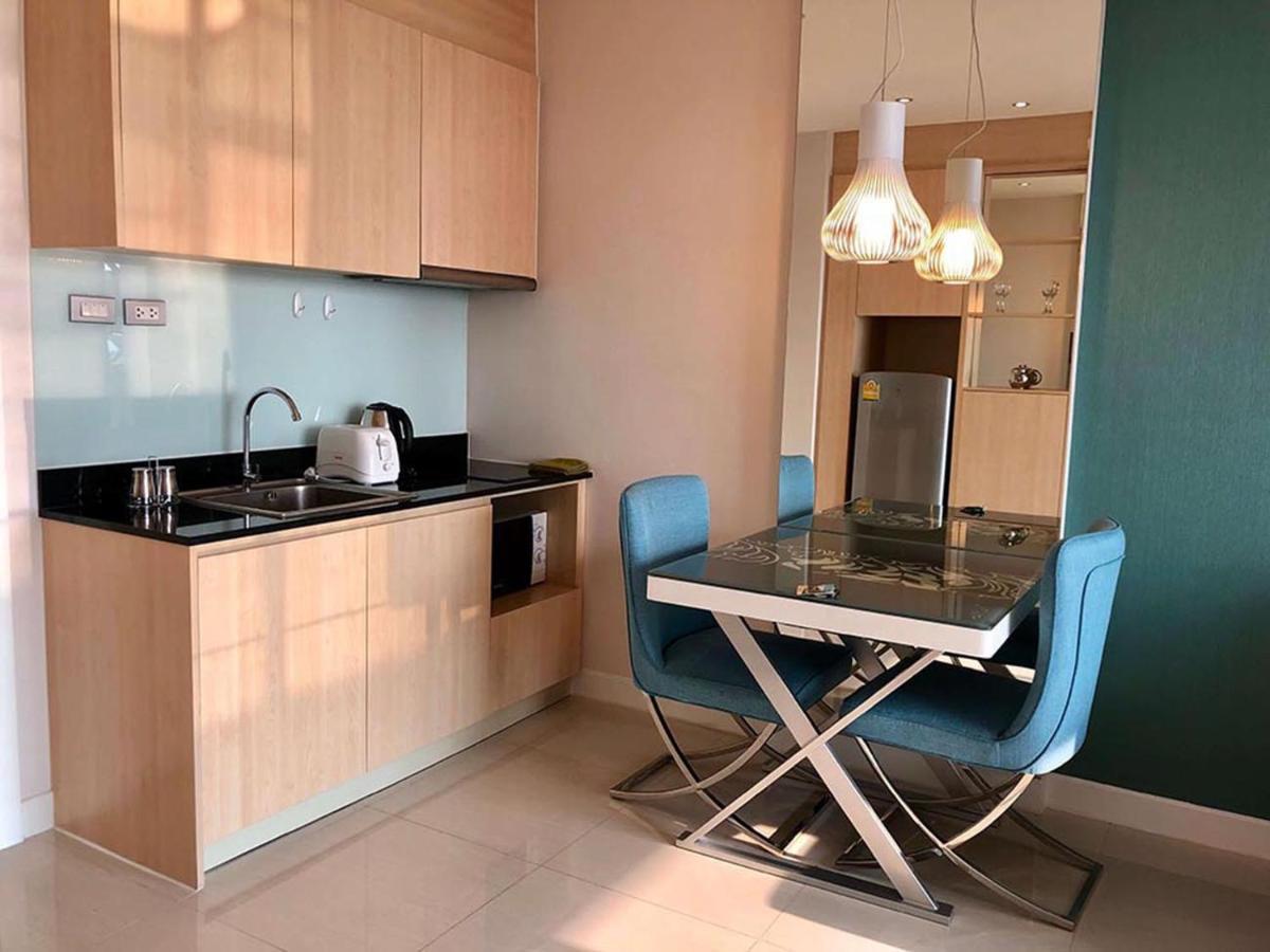 Grande Carribean Sea View&park View Comfortable 1 Bedroom For 3 Person With Washing Machine , Kitchen And Utensils For The Cooking *