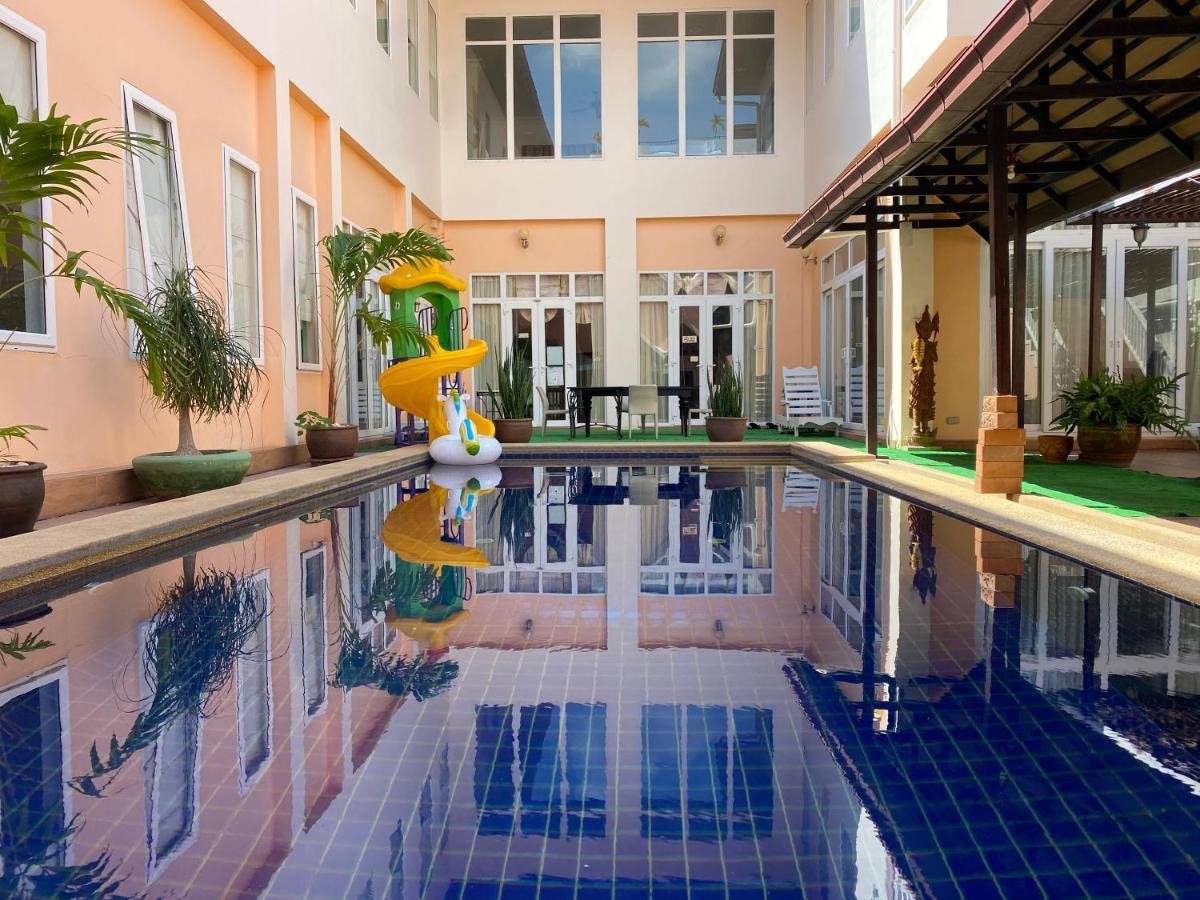Walking Street 1km,beach 600m,bbq,karaoke,snooker Pousada