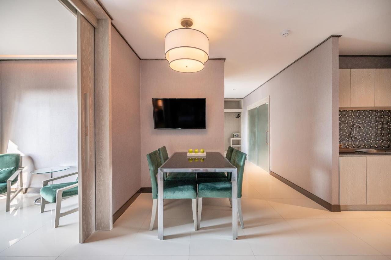 Manhattan - Sha Extra 4*
