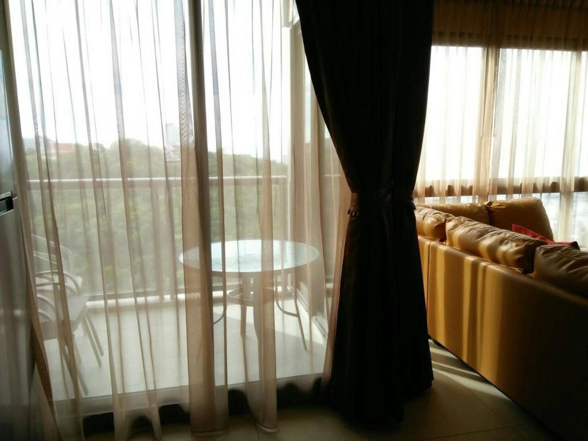 Two Bedrooms 31st Floor 100 Bay Seaview