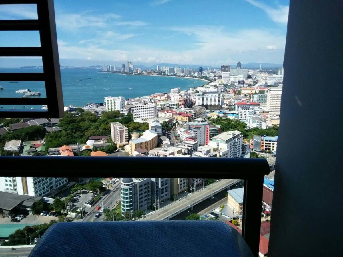 Two Bedrooms 31st Floor 100 Bay Seaview * Pattaya
