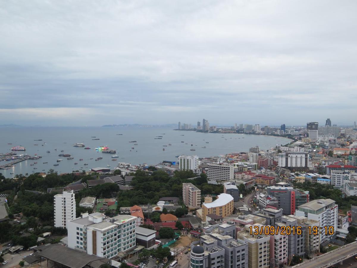 Two Bedrooms 31st Floor 100 Bay Seaview Holiday home