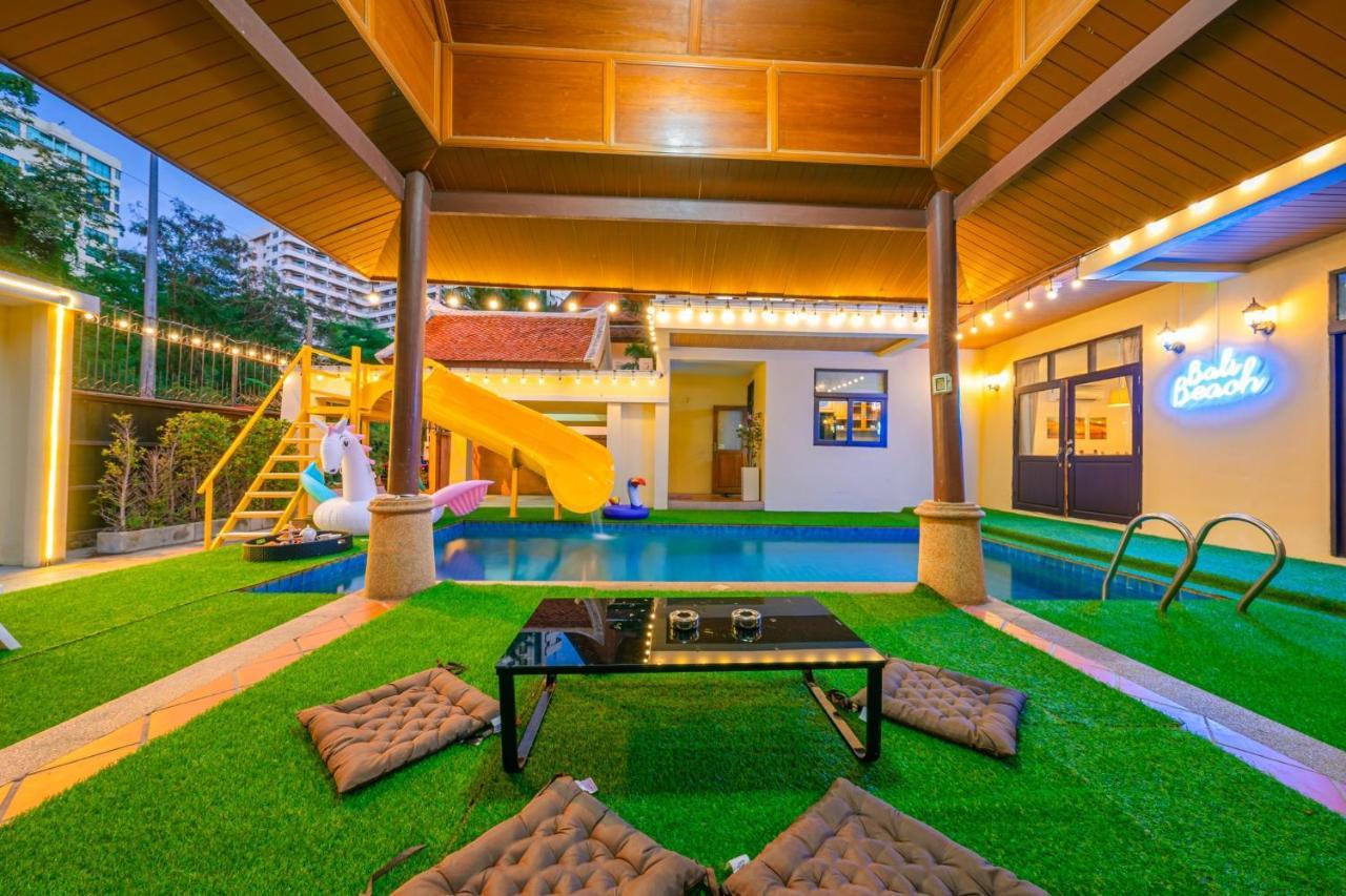 Bali Beach Pool Pattaya
