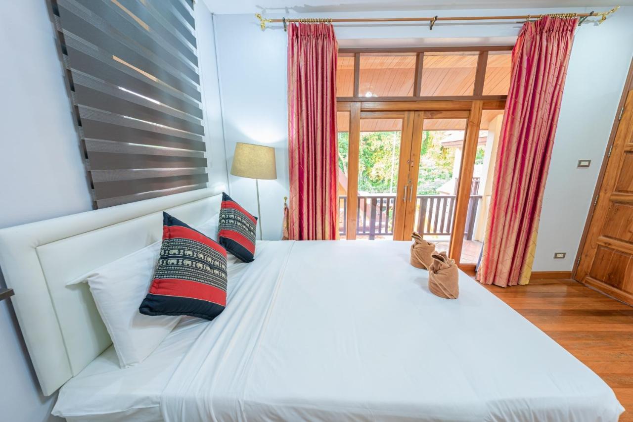 Villa Bali Beach Pool Pattaya