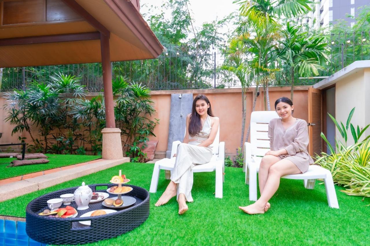 Bali Beach Pool Villa Pattaya
