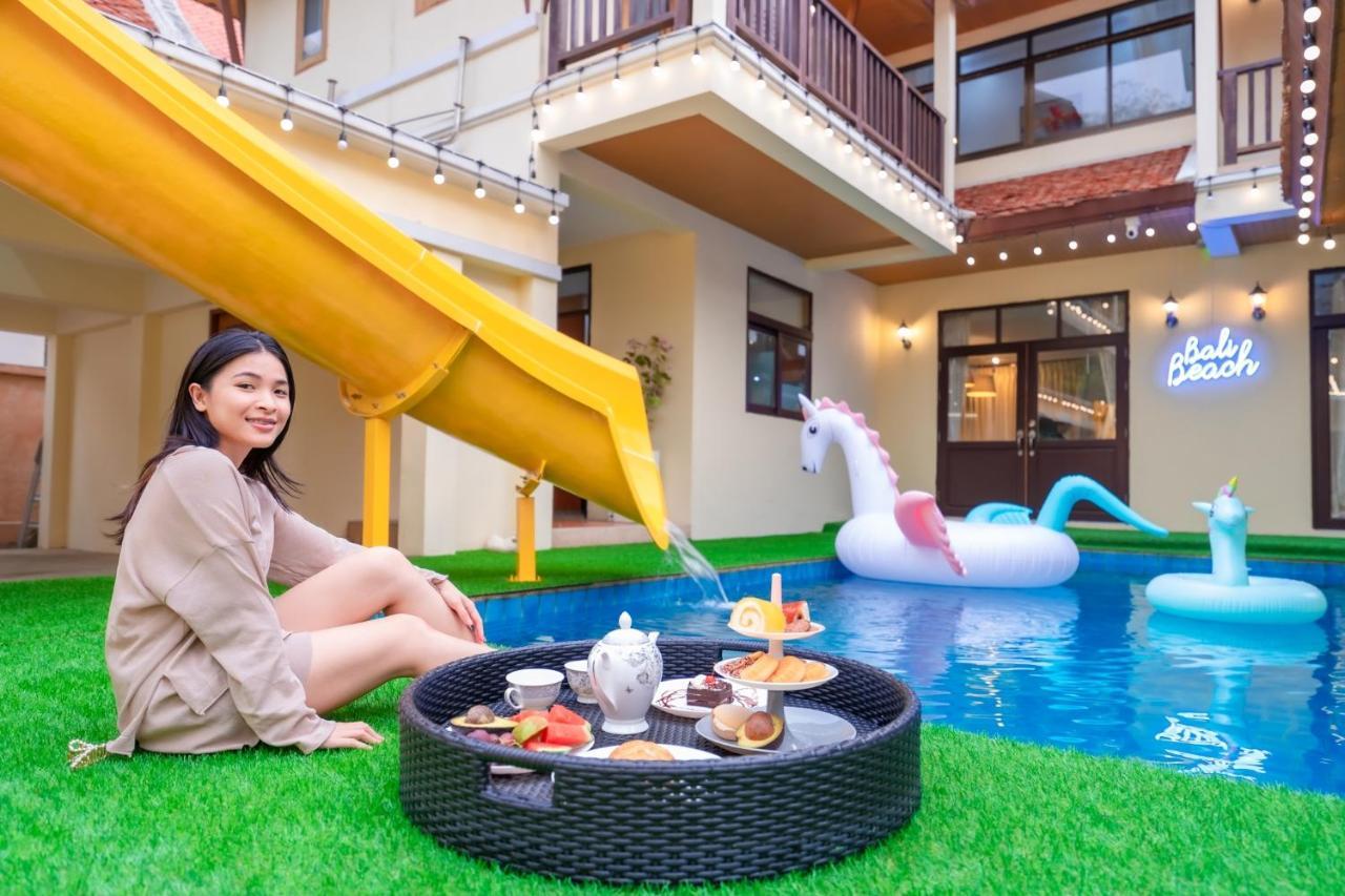 Bali Beach Pool * Pattaya