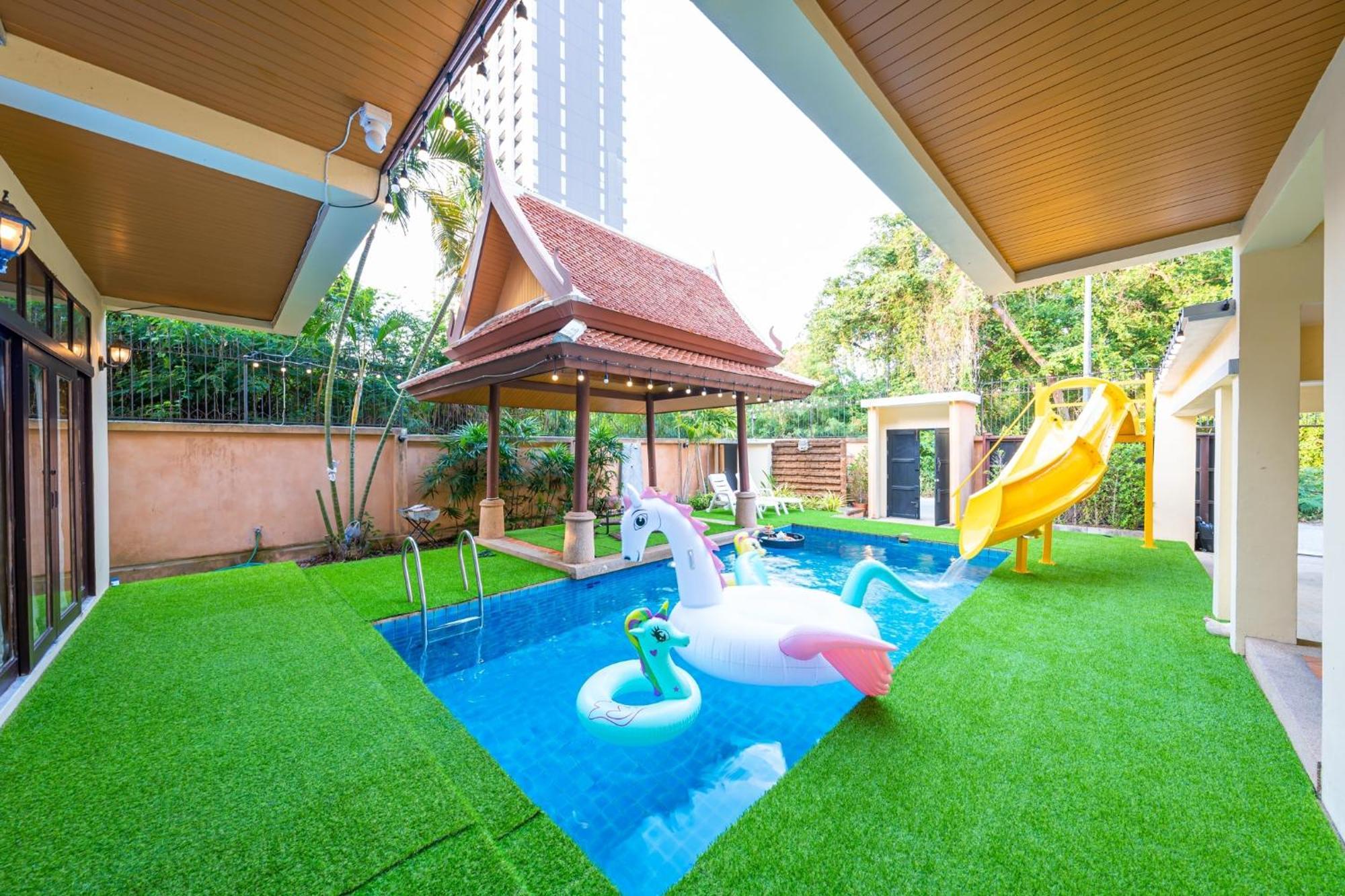 Villa Bali Beach Pool *