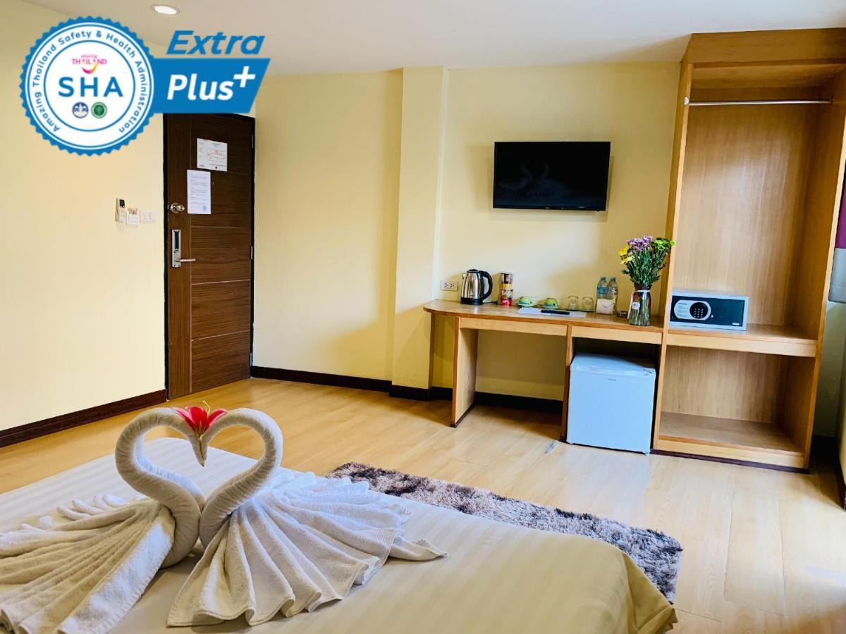J P Boutique Hotel 3*