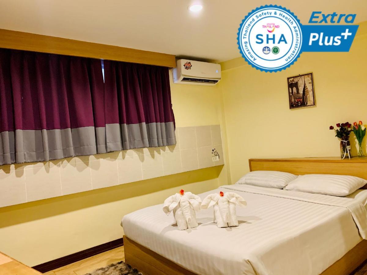 J P Boutique Hotel