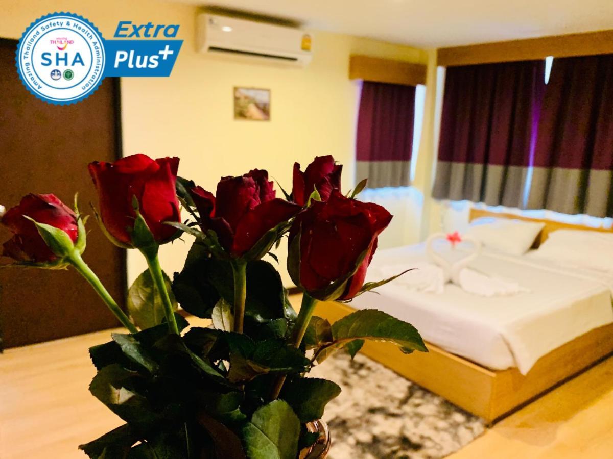 J P Boutique Hotel