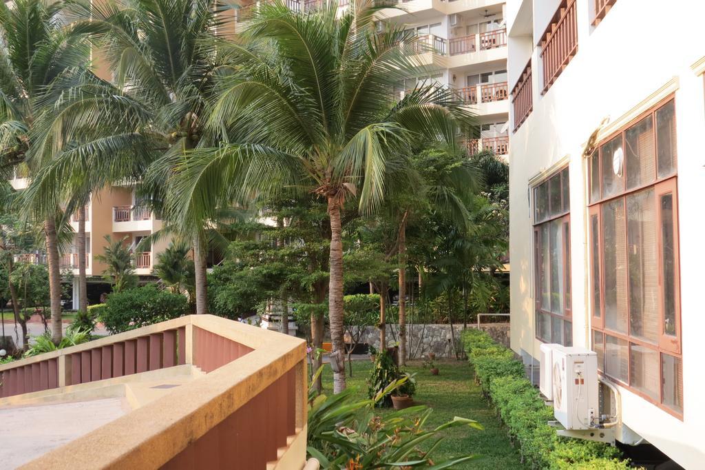 Royal Hill Condotel *